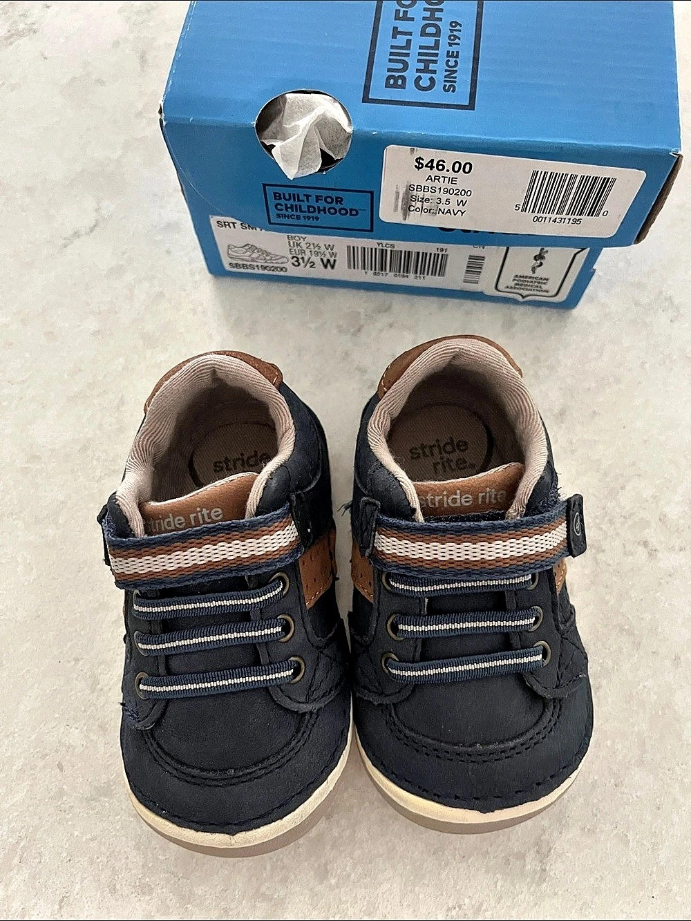 Stride Rite Soft Motion Artie Toddler Boys US 3.5 W Sneakers Like New